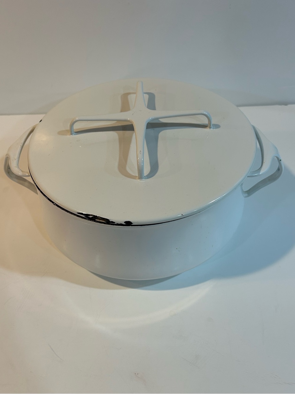 Dansk White 2 QT Dutch Oven Casserole